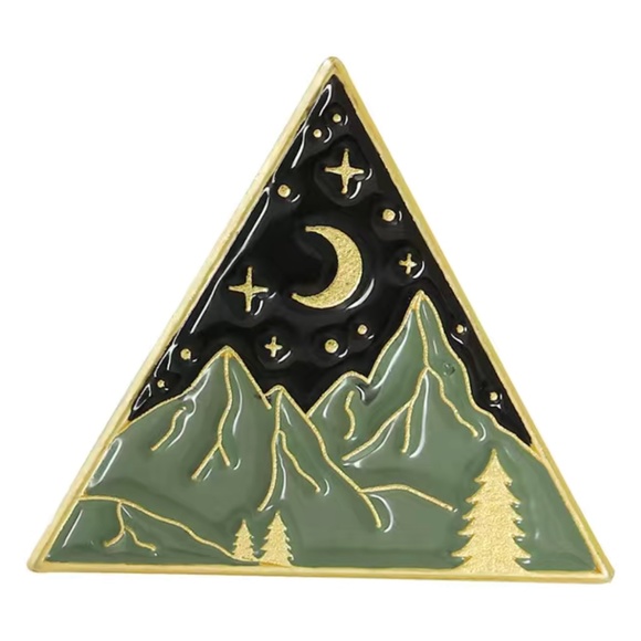 High Mountain Court Pin - Picture 2 of 3